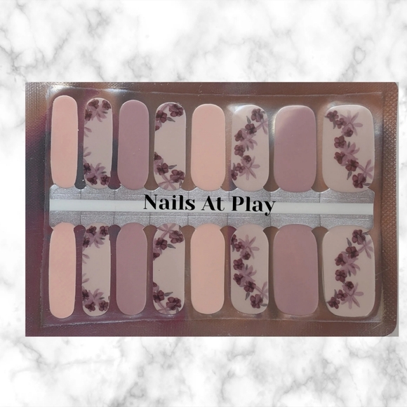 5 for $15 Nail Wraps- Lavender Lei - Picture 1 of 4